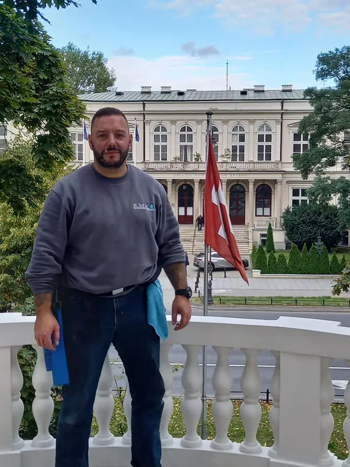 sprzatanie-poremontowe-ambasady-warszawa-44